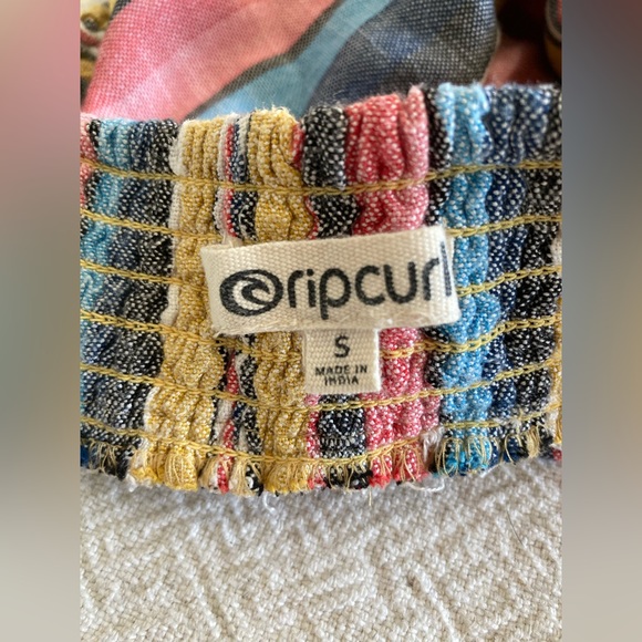 Ripcurl Striped Shorts - Picture 2 of 5